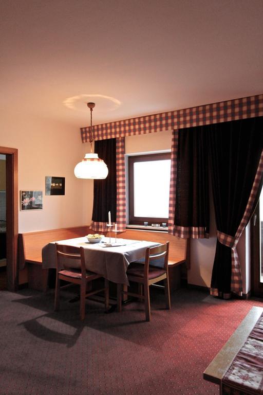 Residence Baumgartner Fie allo Sciliar Ruang foto