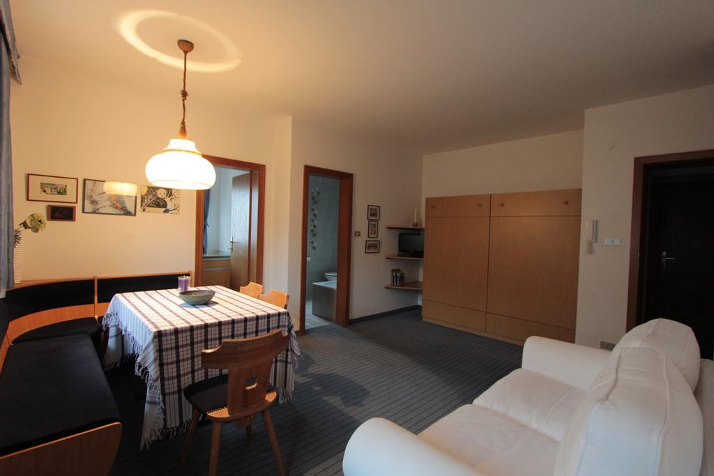 Residence Baumgartner Fie allo Sciliar Ruang foto